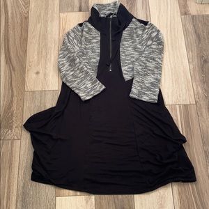 Kensie  tunic with pocket